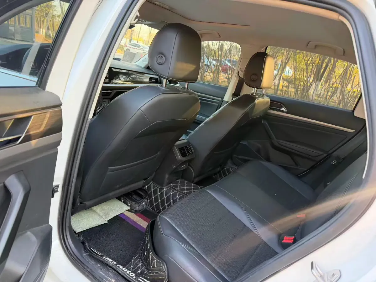 2018 Volkswagen Lavida 1.2T 116HP L4 7DCT,autocango,china used car exporter,china ev exporter,chinese used car exporter,chinese used ev exporter