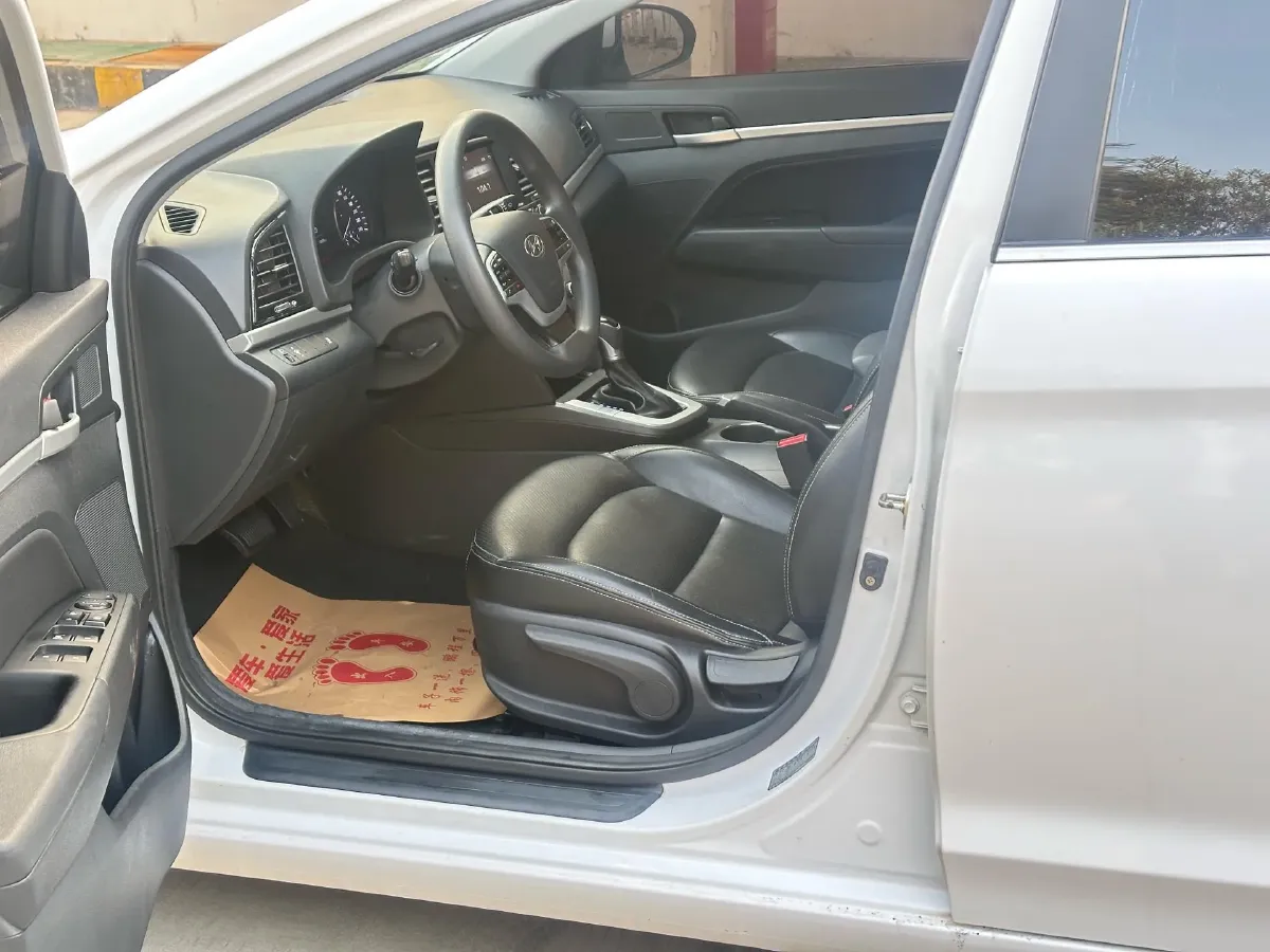 2016 Hyundai Elantra 1.6L 130HP L4 6AT,autocango,china used car exporter,china ev exporter,chinese used car exporter,chinese used ev exporter