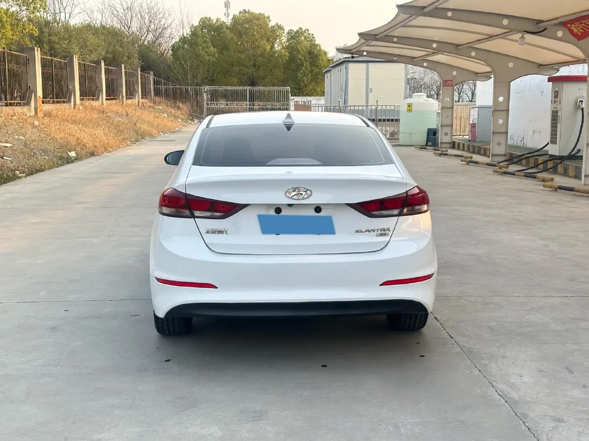 2016 Hyundai Elantra 1.6L 130HP L4 6AT,autocango,china used car exporter,china ev exporter,chinese used car exporter,chinese used ev exporter