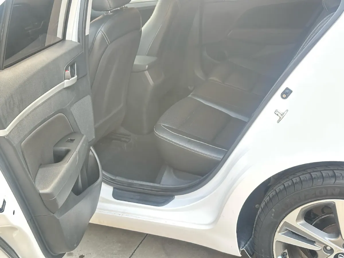 2016 Hyundai Elantra 1.6L 130HP L4 6AT,autocango,china used car exporter,china ev exporter,chinese used car exporter,chinese used ev exporter