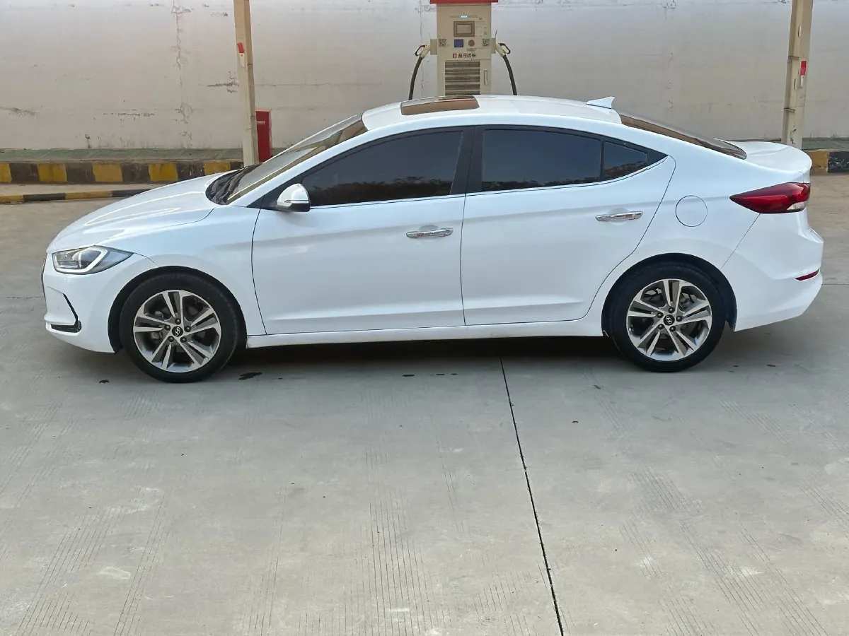 2016 Hyundai Elantra 1.6L 130HP L4 6AT,autocango,china used car exporter,china ev exporter,chinese used car exporter,chinese used ev exporter