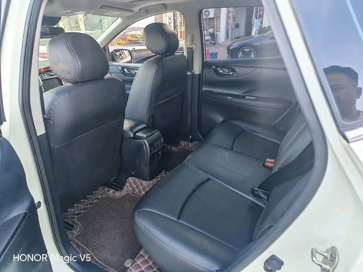 2021 Nissan Tiida 1.6L 122HP L4 CVT,autocango,china used car exporter,china ev exporter,chinese used car exporter,chinese used ev exporter