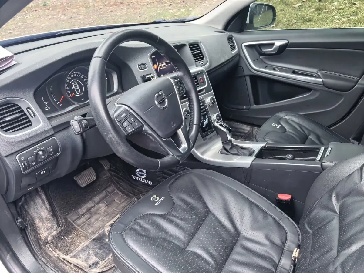 2019 Volkswagen Passat 1.4T 150HP L4 6DCT PHEV 12.1KWH,autocango,china used car exporter,china ev exporter,chinese used car exporter,chinese used ev exporter