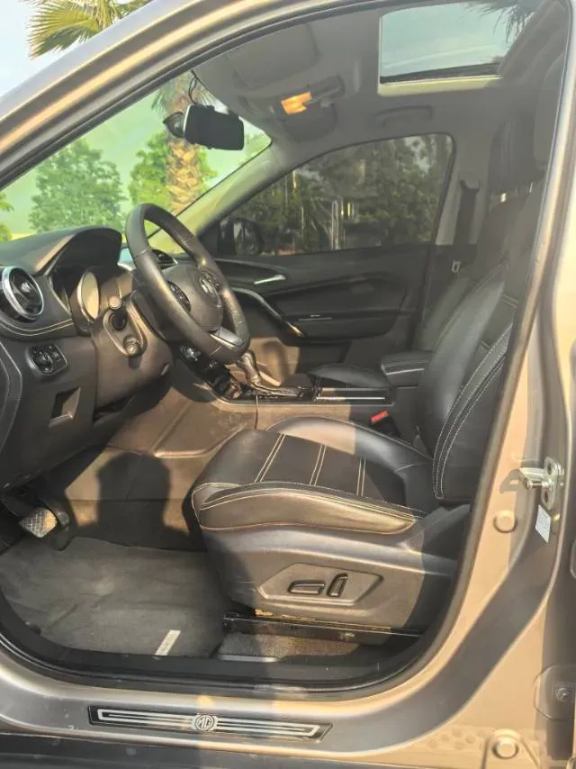 2017 MG GS 1.5T 169HP L4 7DCT,autocango,china used car exporter,china ev exporter,chinese used car exporter,chinese used ev exporter