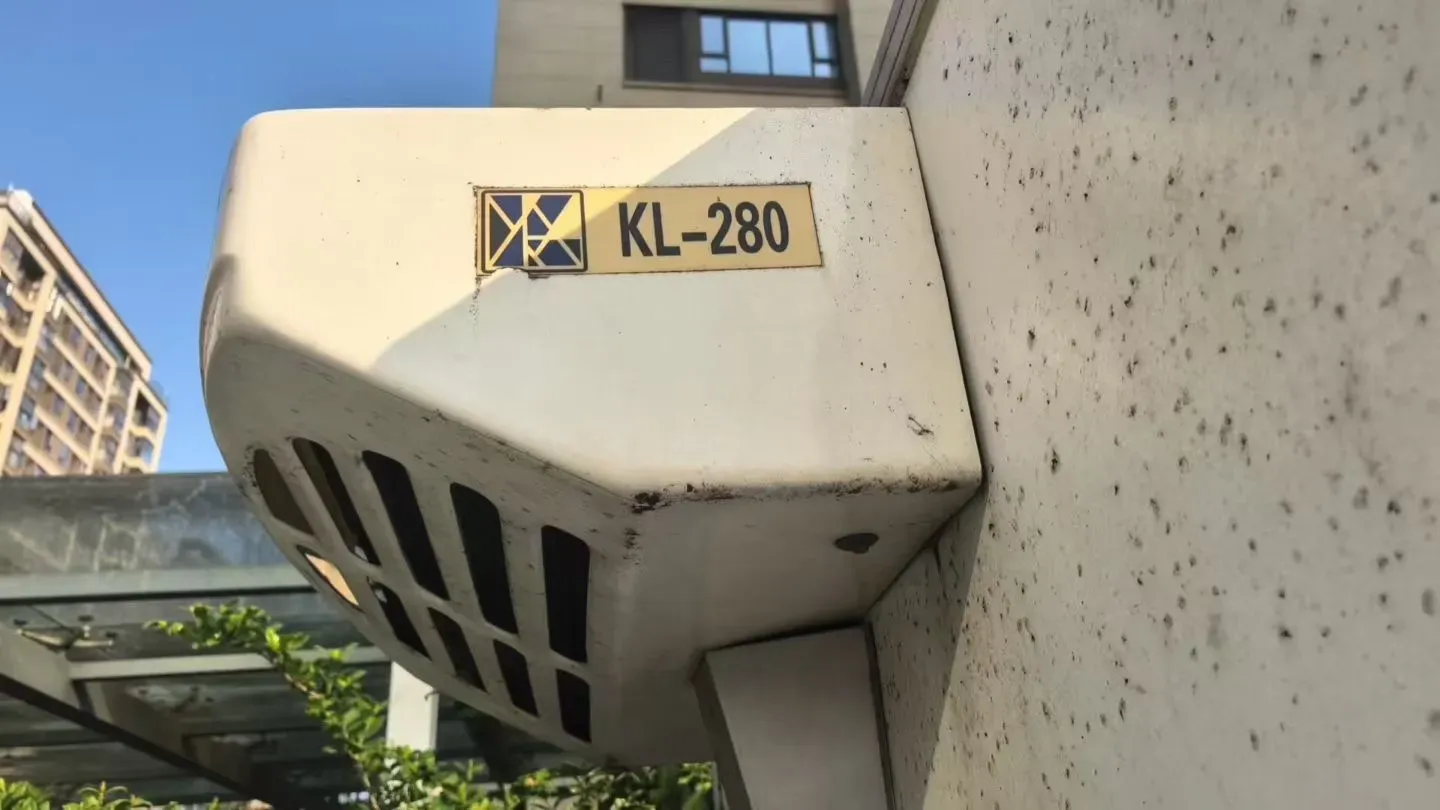 2021 Karry YouJin 1.5L 116HP L4 5MT,autocango,china used car exporter,china ev exporter,chinese used car exporter,chinese used ev exporter