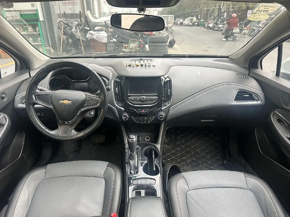 2018 Chevrolet Cruze 1.5L 114HP L4 6AT,autocango,china used car exporter,china ev exporter,chinese used car exporter,chinese used ev exporter