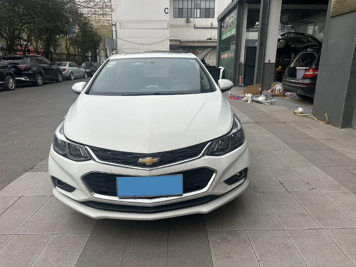 2018 Chevrolet Cruze 1.5L 114HP L4 6AT,autocango,china used car exporter,china ev exporter,chinese used car exporter,chinese used ev exporter