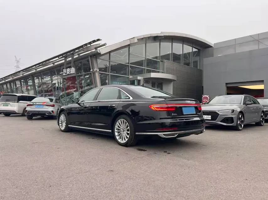 2021 Audi A8 3.0T 286HP V6 8AT,autocango,china used car exporter,china ev exporter,chinese used car exporter,chinese used ev exporter