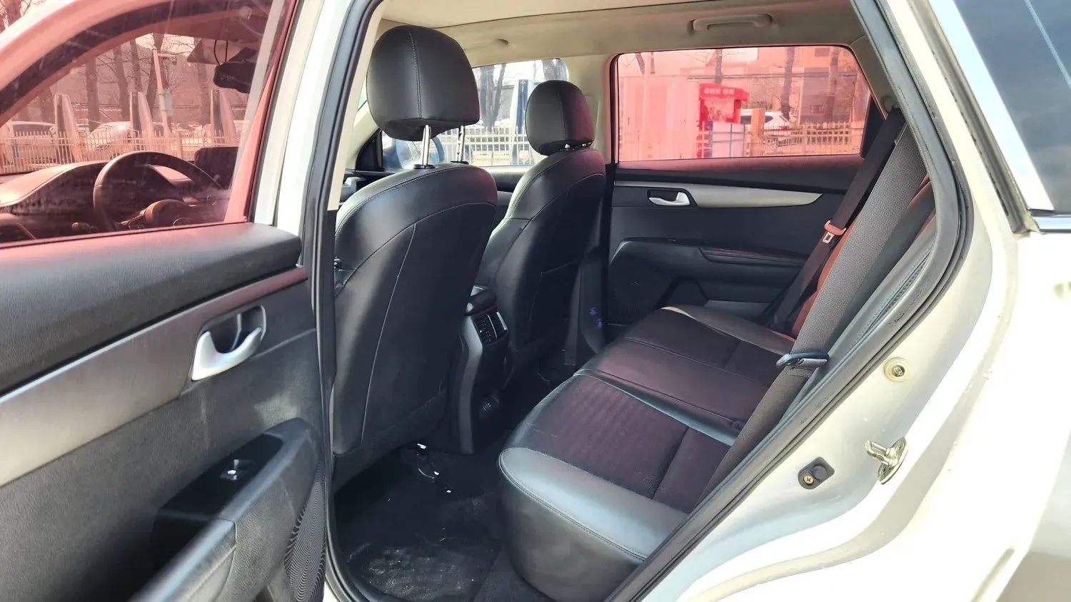 2019 Kia Sportage R 2.0L 160HP L4 6AT,autocango,china used car exporter,china ev exporter,chinese used car exporter,chinese used ev exporter