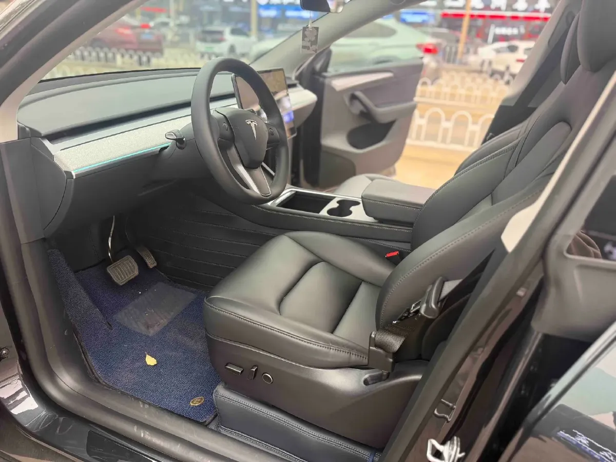 2024 Tesla Model Y BEV 78.4KWH,autocango,china used car exporter,china ev exporter,chinese used car exporter,chinese used ev exporter