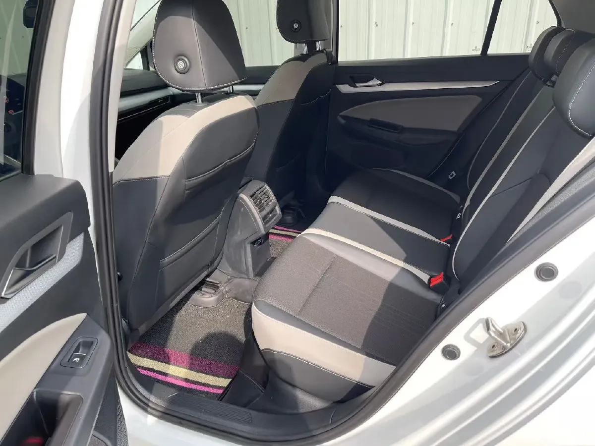 2021 Volkswagen Golf 1.4T 150HP L4 7DCT,autocango,china used car exporter,china ev exporter,chinese used car exporter,chinese used ev exporter