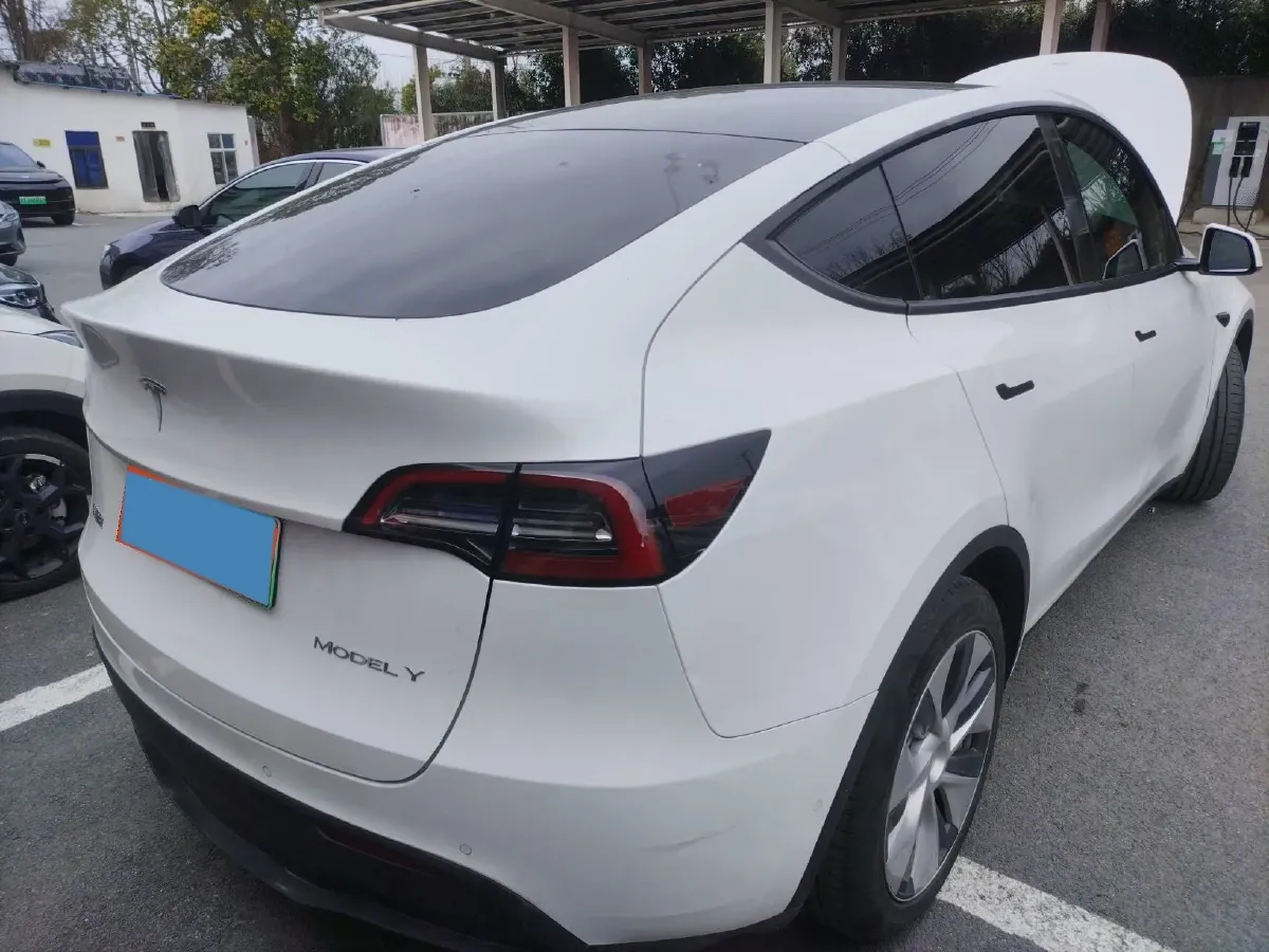 2021 Tesla Model Y BEV 60KWH,autocango,china used car exporter,china ev exporter,chinese used car exporter,chinese used ev exporter