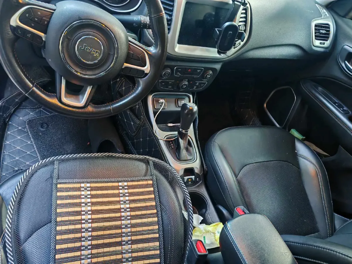 2017 Jeep Compass 1.4T 165HP L4 7DCT,autocango,china used car exporter,china ev exporter,chinese used car exporter,chinese used ev exporter