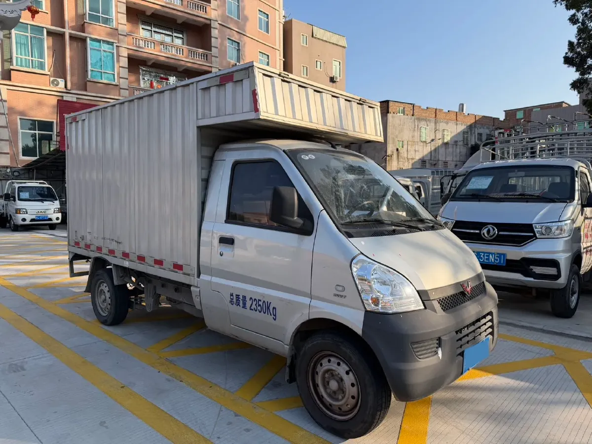 2020 WuLing RongGuang Mini Truck Special 1.5L 99HP L4 5MT,autocango,china used car exporter,china ev exporter,chinese used car exporter,chinese used ev exporter