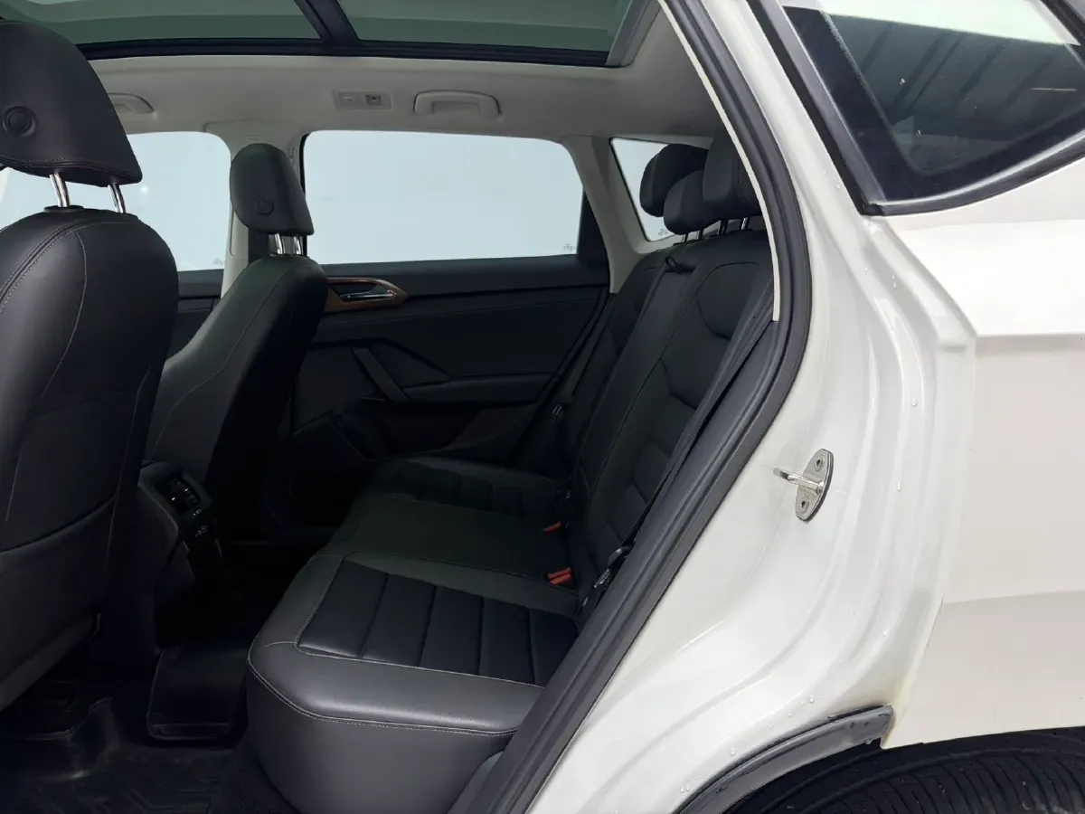 2021 Volkswagen Tharu 1.4T 150HP L4 7DCT,autocango,china used car exporter,china ev exporter,chinese used car exporter,chinese used ev exporter