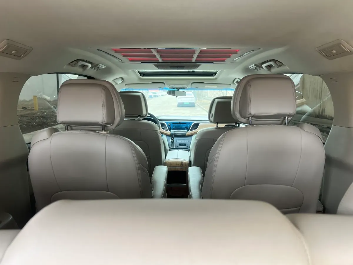 2018 Buick GL8 2.0T 260HP L4 6AT,autocango,china used car exporter,china ev exporter,chinese used car exporter,chinese used ev exporter