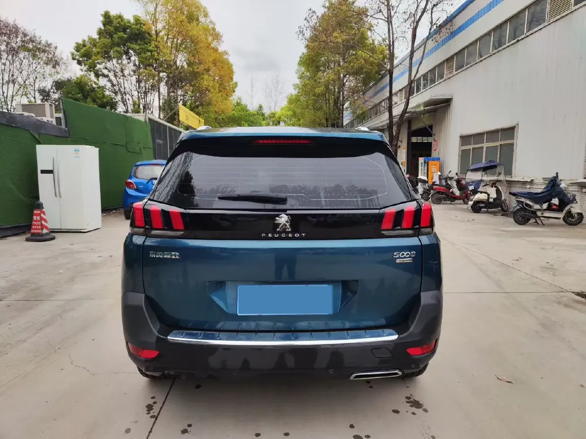 2017 Peugeot 5008 1.6T 167HP L4 6AT,autocango,china used car exporter,china ev exporter,chinese used car exporter,chinese used ev exporter