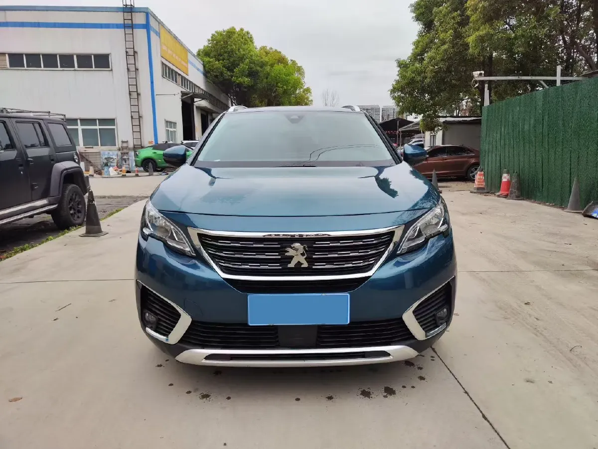 2017 Peugeot 5008 1.6T 167HP L4 6AT,autocango,china used car exporter,china ev exporter,chinese used car exporter,chinese used ev exporter