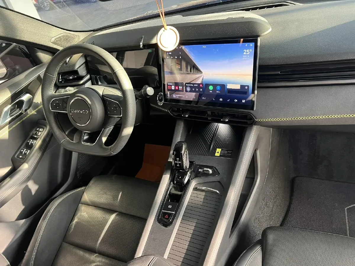 2023 LYNK&CO 03 2.0T 254HP L4 7DCT,autocango,china used car exporter,china ev exporter,chinese used car exporter,chinese used ev exporter