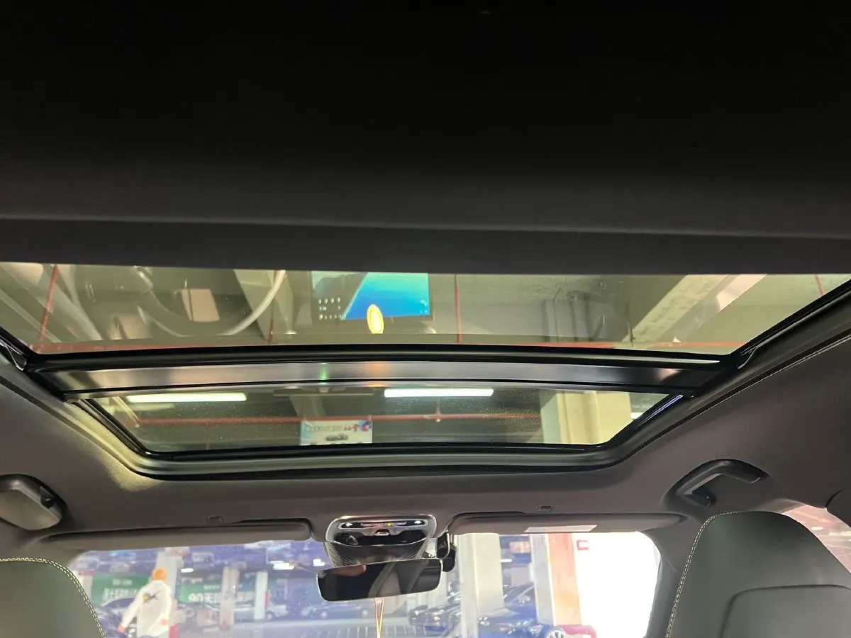 2023 LYNK&CO 03 2.0T 254HP L4 7DCT,autocango,china used car exporter,china ev exporter,chinese used car exporter,chinese used ev exporter