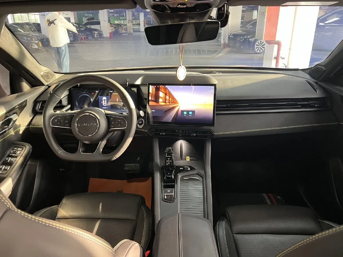 2023 LYNK&CO 03 2.0T 254HP L4 7DCT,autocango,china used car exporter,china ev exporter,chinese used car exporter,chinese used ev exporter