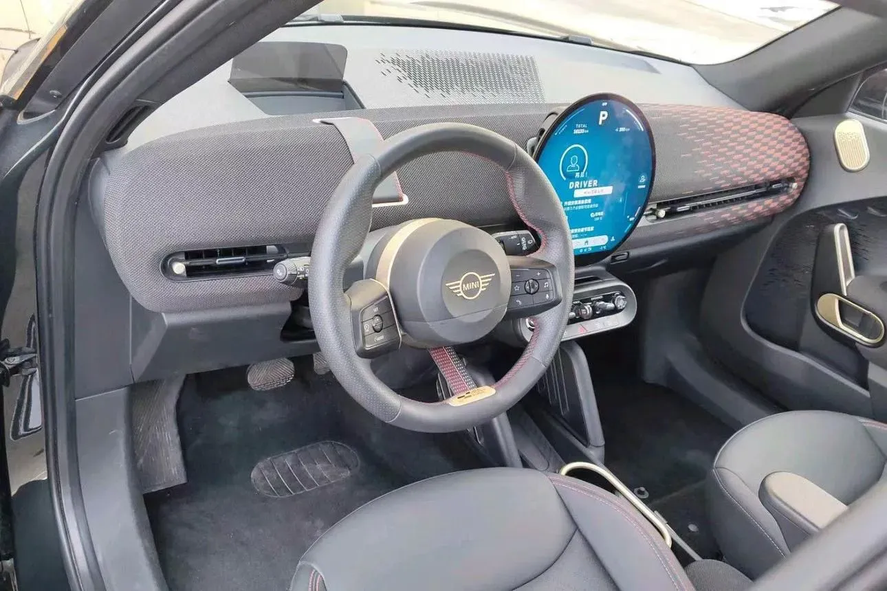 2024 MINI ACEMAN BEV 51.5KWH,autocango,china used car exporter,china ev exporter,chinese used car exporter,chinese used ev exporter