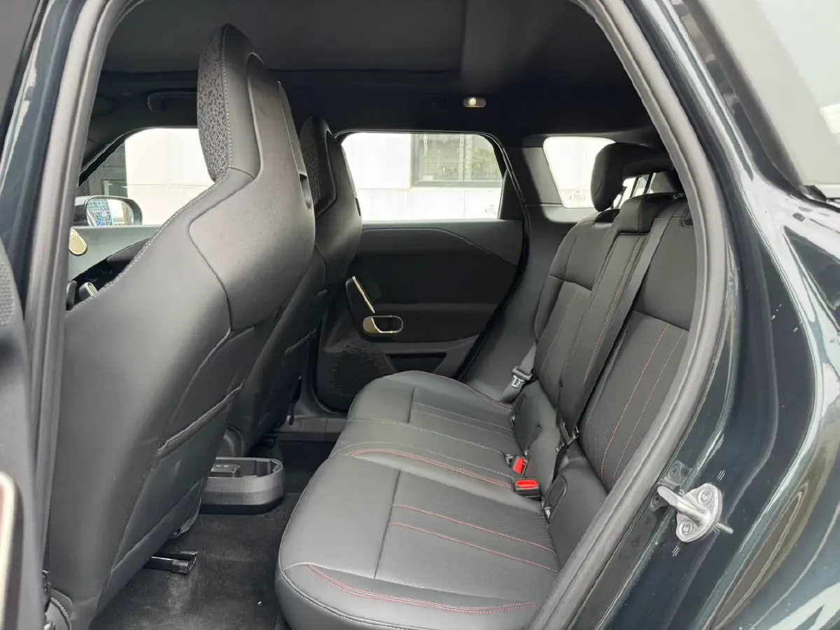 2024 MINI ACEMAN BEV 51.5KWH,autocango,china used car exporter,china ev exporter,chinese used car exporter,chinese used ev exporter