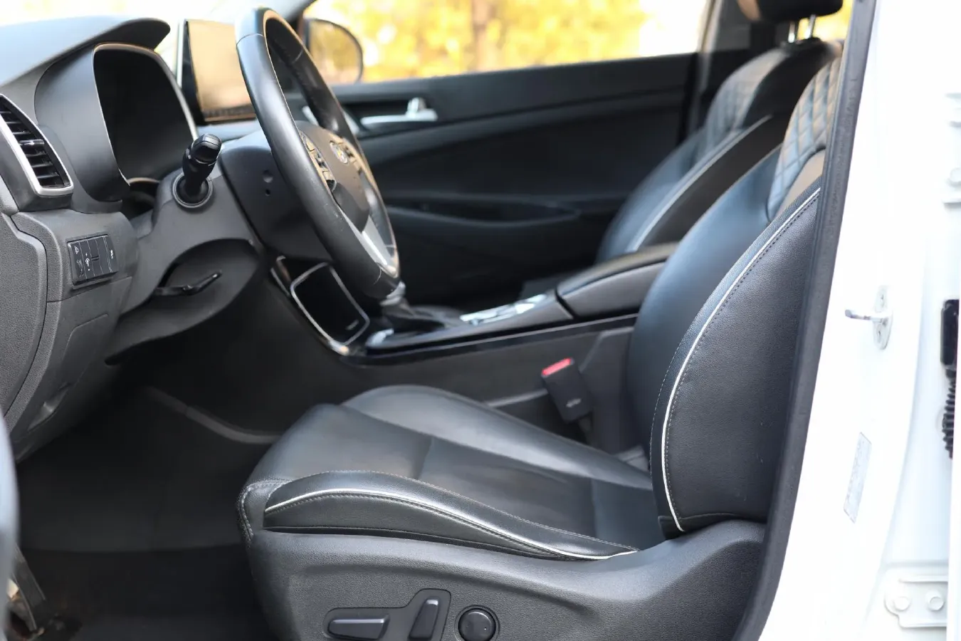 2019 Hyundai Tucson 1.6T 177HP L4 7DCT,autocango,china used car exporter,china ev exporter,chinese used car exporter,chinese used ev exporter