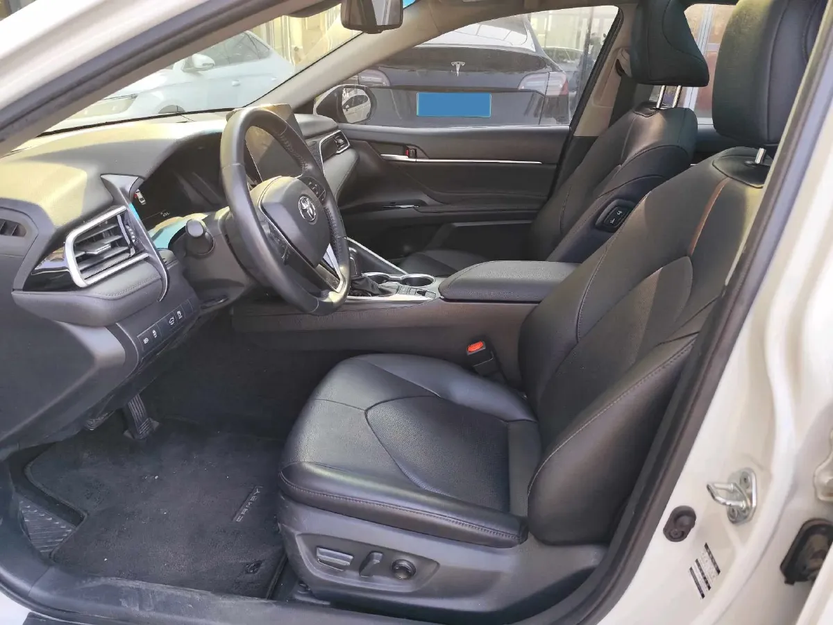 2021 Toyota Camry 2.5L 178HP L4 E-CVT Hybrid,autocango,china used car exporter,china ev exporter,chinese used car exporter,chinese used ev exporter