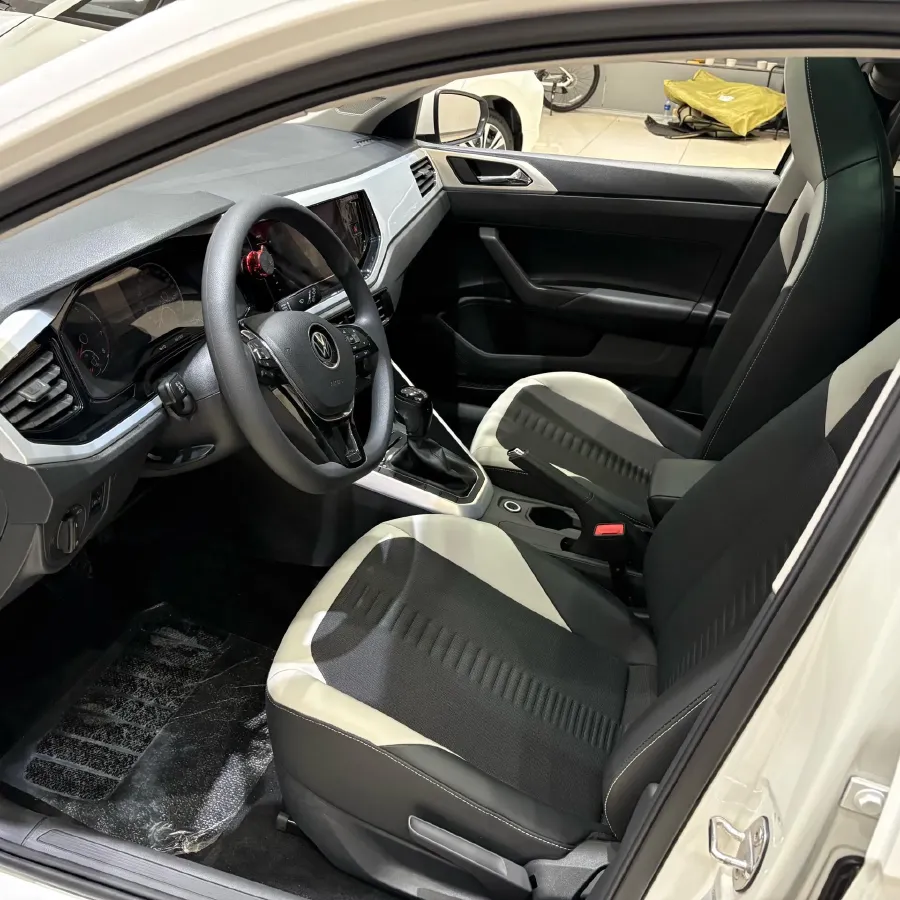 2021 Haval H6 1.5T 169HP L4 7DCT,autocango,china used car exporter,china ev exporter,chinese used car exporter,chinese used ev exporter