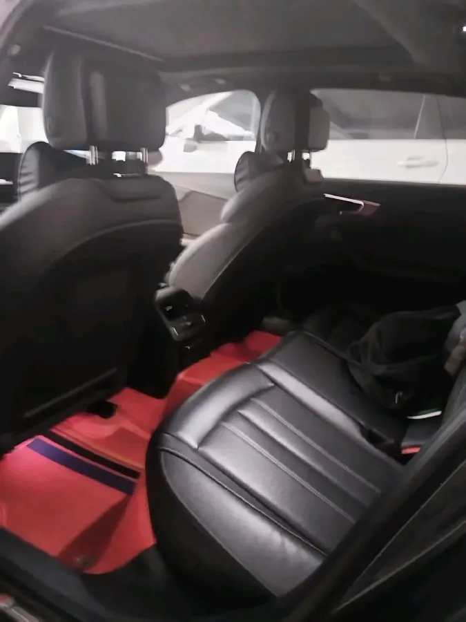 2023 Audi A4L 2.0T 190HP L4 7DCT,autocango,china used car exporter,china ev exporter,chinese used car exporter,chinese used ev exporter