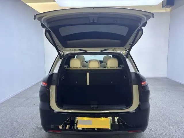 2024 Li L6 Range Extended 154HP L4 REEV 36.8KWH,autocango,china used car exporter,china ev exporter,chinese used car exporter,chinese used ev exporter