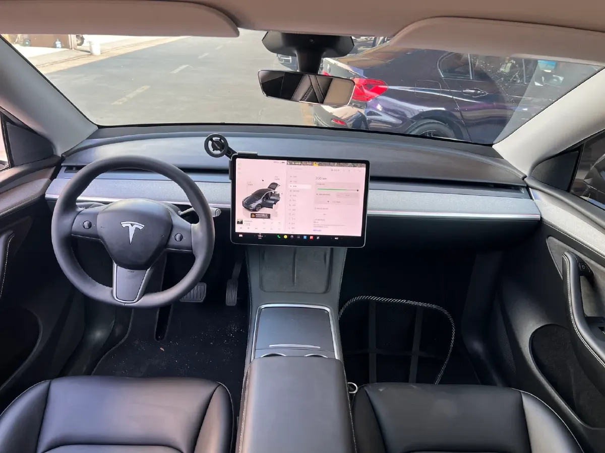 2024 Iveco OuSheng BEV 77.28KWH,autocango,china used car exporter,china ev exporter,chinese used car exporter,chinese used ev exporter