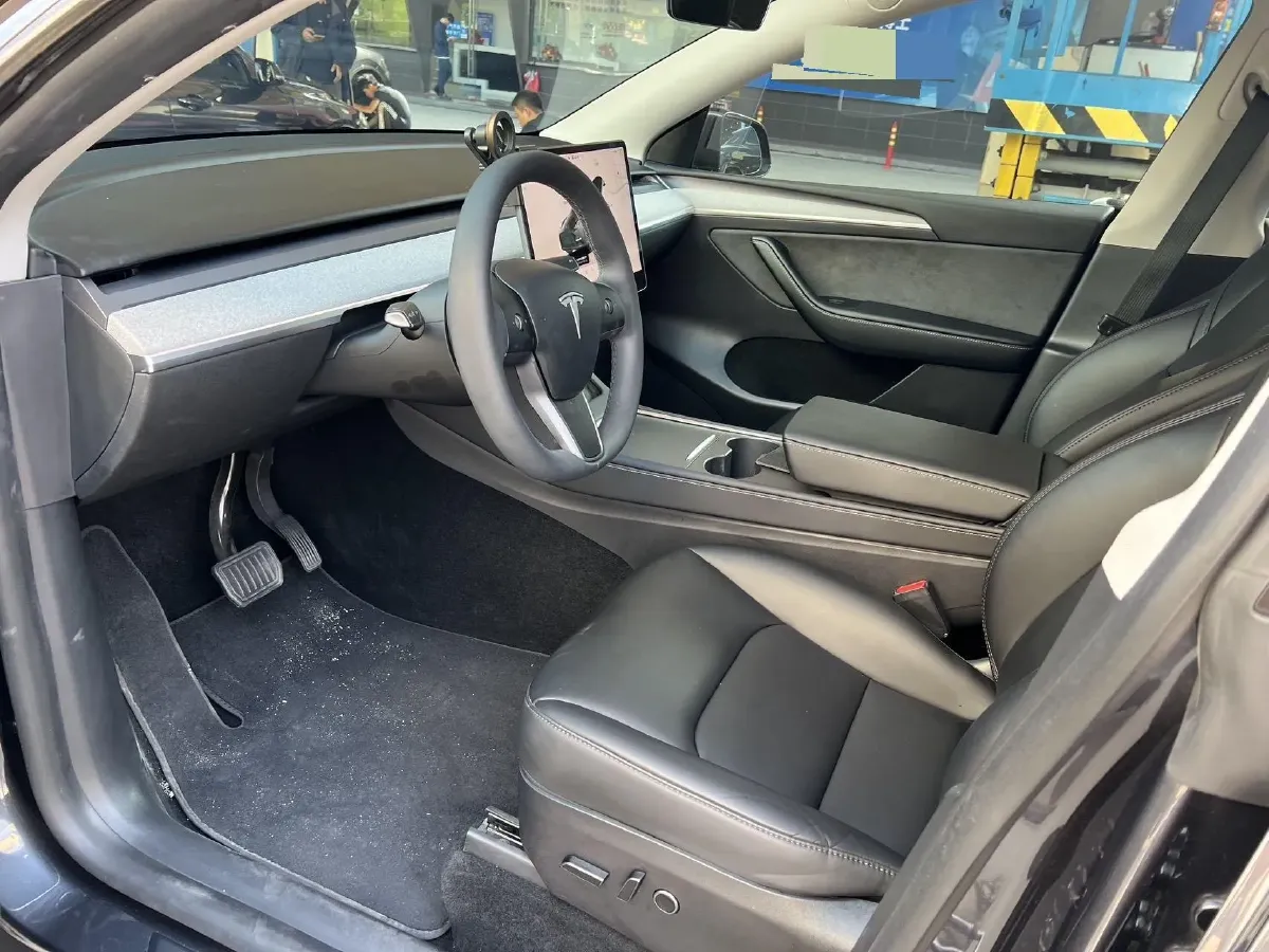 2024 Iveco OuSheng BEV 77.28KWH,autocango,china used car exporter,china ev exporter,chinese used car exporter,chinese used ev exporter