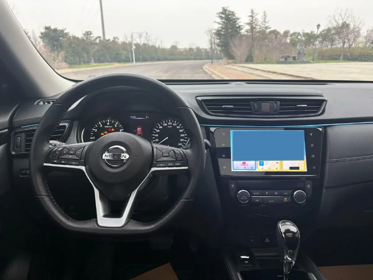 2022 Nissan X-Trail 2.0L 151HP L4 CVT,autocango,china used car exporter,china ev exporter,chinese used car exporter,chinese used ev exporter