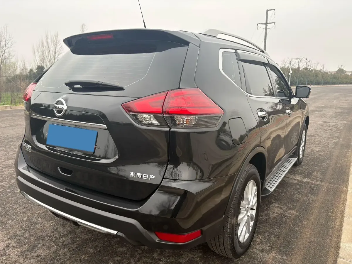 2022 Nissan X-Trail 2.0L 151HP L4 CVT,autocango,china used car exporter,china ev exporter,chinese used car exporter,chinese used ev exporter