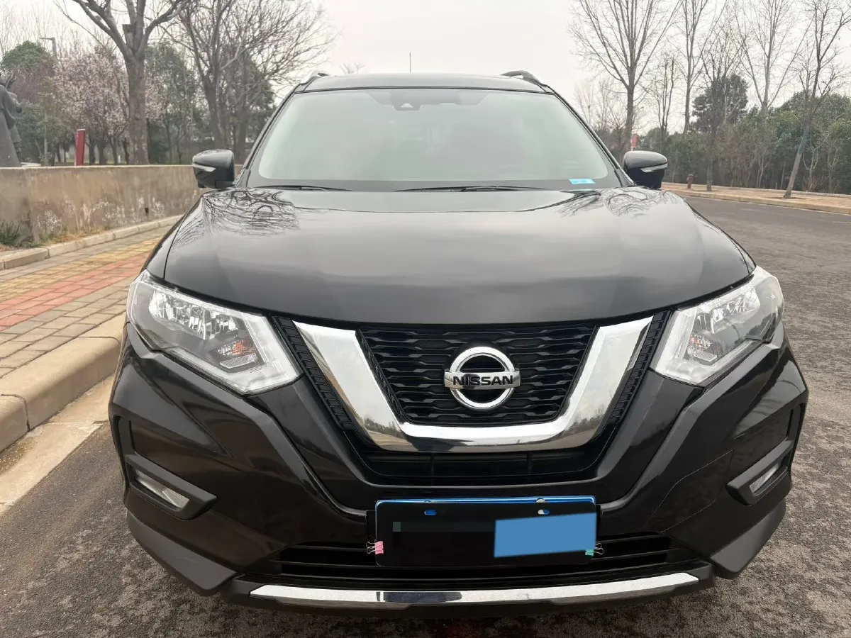 2022 Nissan X-Trail 2.0L 151HP L4 CVT,autocango,china used car exporter,china ev exporter,chinese used car exporter,chinese used ev exporter