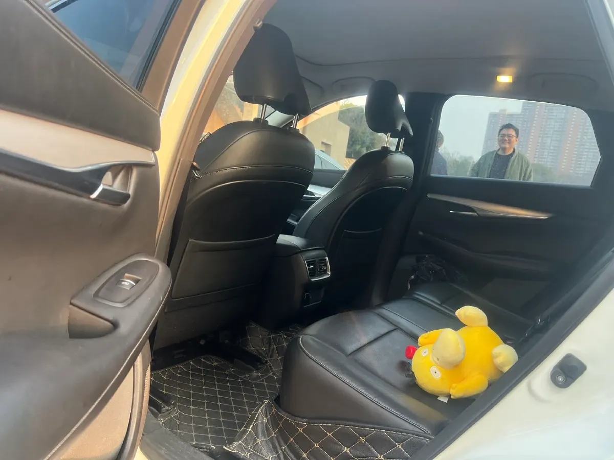 2018 Infiniti QX30 2.0T 211HP L4 7DCT,autocango,china used car exporter,china ev exporter,chinese used car exporter,chinese used ev exporter