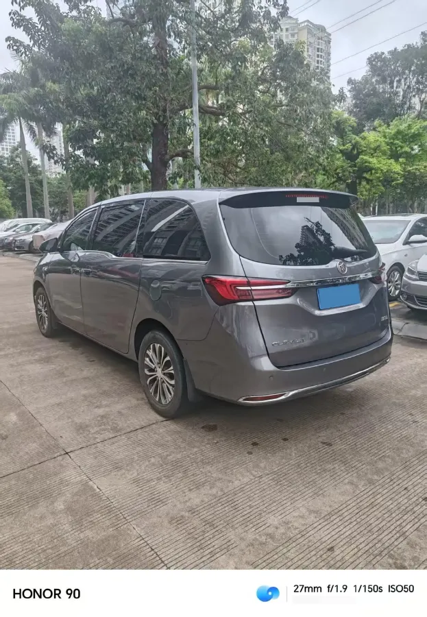 2021 Buick GL8 2.0T 237HP L4 9AT,autocango,china used car exporter,china ev exporter,chinese used car exporter,chinese used ev exporter