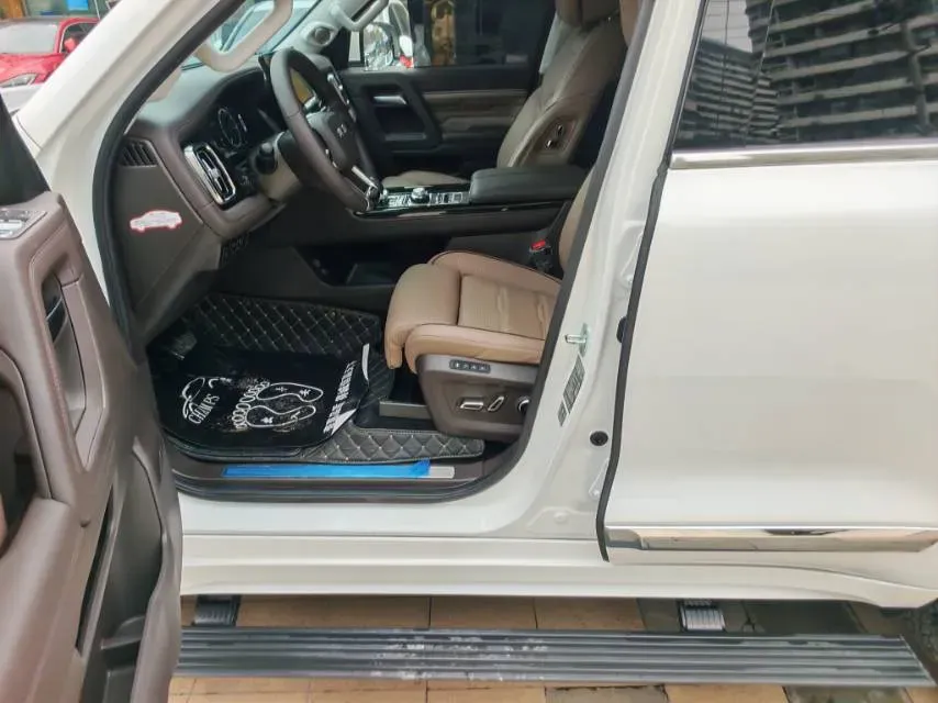 2022 Beijing BJ60 2.0T 267HP L4 8AT,autocango,china used car exporter,china ev exporter,chinese used car exporter,chinese used ev exporter