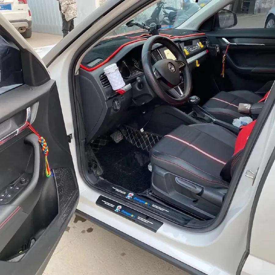 2020 Skoda Karoq 1.4T 150HP L4 7DCT,autocango,china used car exporter,china ev exporter,chinese used car exporter,chinese used ev exporter