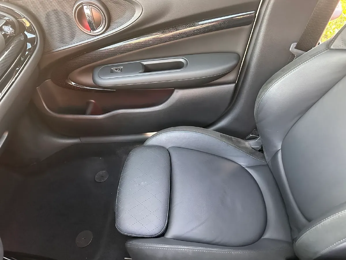 2019 MINI CLUBMAN 1.5T 136HP L3 7DCT,autocango,china used car exporter,china ev exporter,chinese used car exporter,chinese used ev exporter