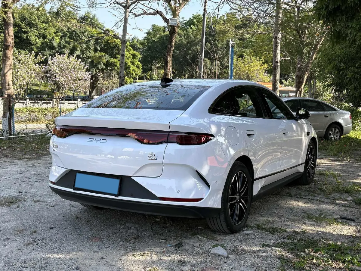 2025 BYD QinL BEV,autocango,china used car exporter,china ev exporter,chinese used car exporter,chinese used ev exporter