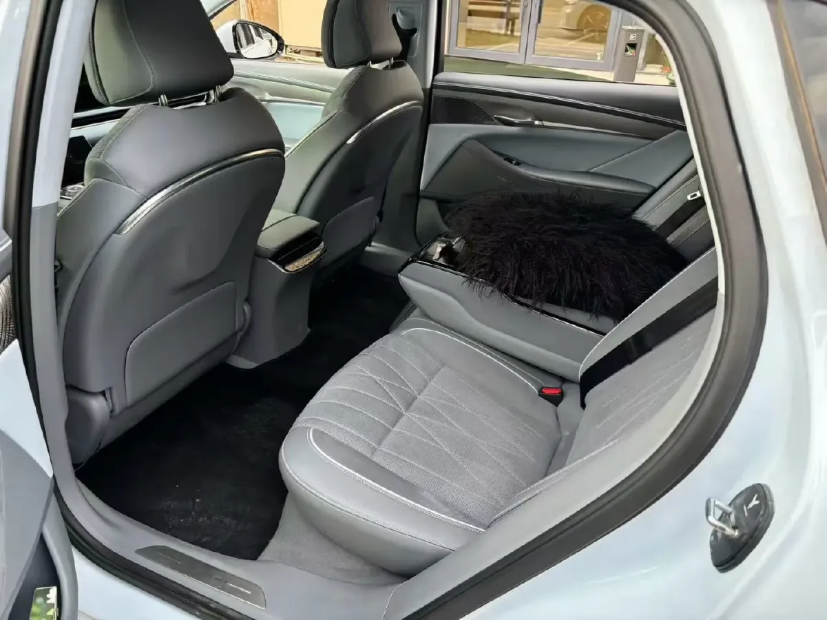 2023 Voyah ZhuiGuang BEV 82.11KWH,autocango,china used car exporter,china ev exporter,chinese used car exporter,chinese used ev exporter