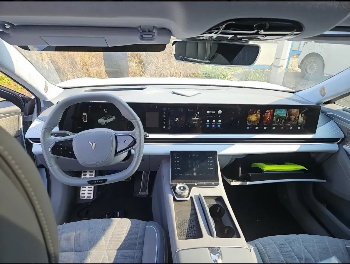 2023 Voyah ZhuiGuang BEV 82.11KWH,autocango,china used car exporter,china ev exporter,chinese used car exporter,chinese used ev exporter