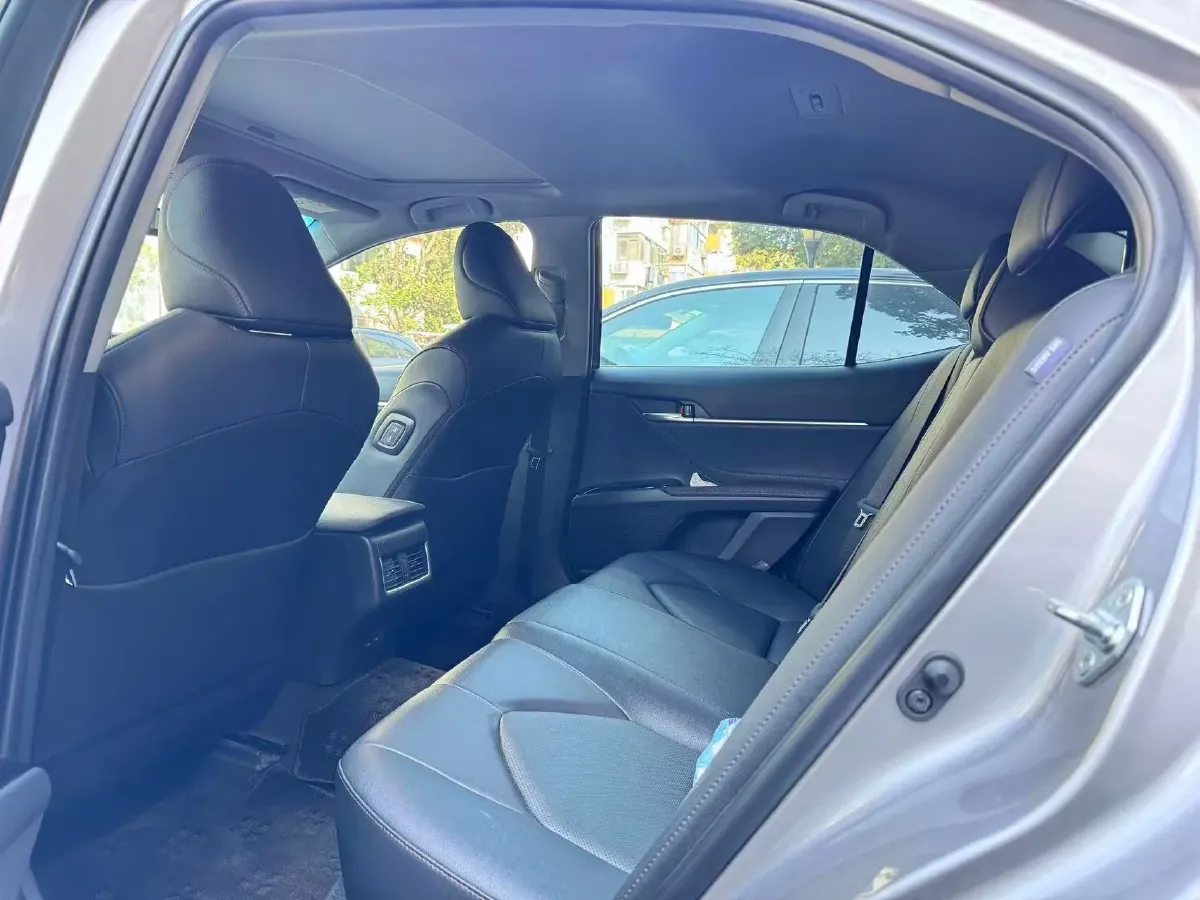 2023 Toyota Camry 2.0L 177HP L4 CVT,autocango,china used car exporter,china ev exporter,chinese used car exporter,chinese used ev exporter