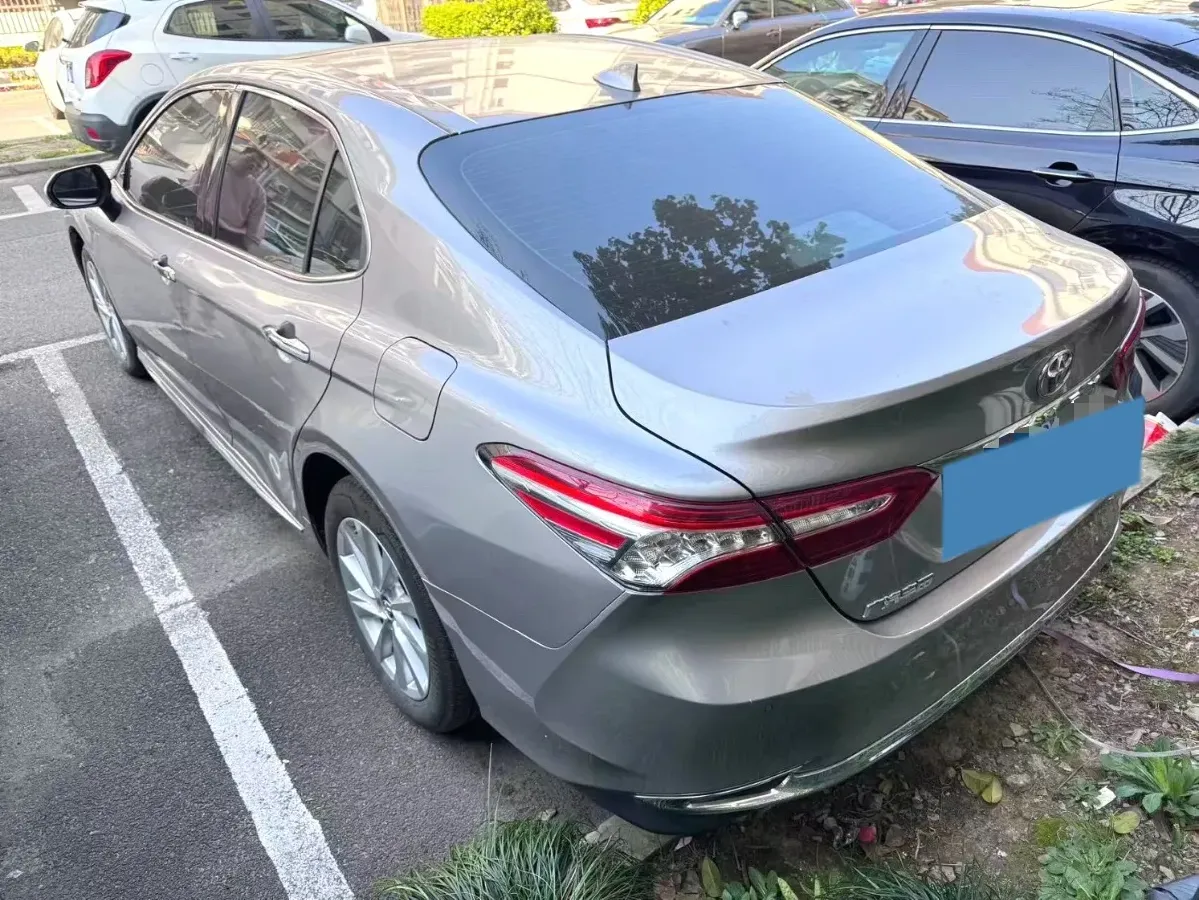 2023 Toyota Camry 2.0L 177HP L4 CVT,autocango,china used car exporter,china ev exporter,chinese used car exporter,chinese used ev exporter
