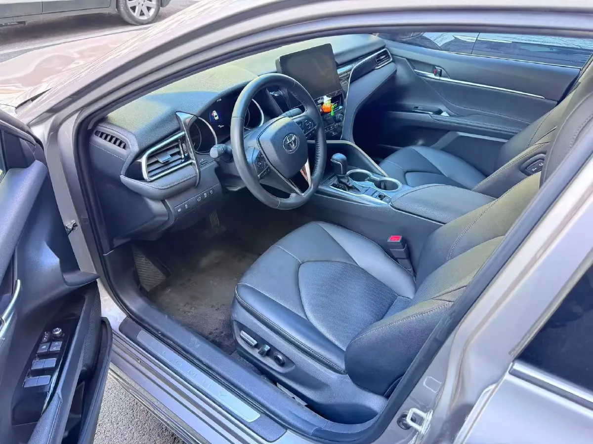 2023 Toyota Camry 2.0L 177HP L4 CVT,autocango,china used car exporter,china ev exporter,chinese used car exporter,chinese used ev exporter