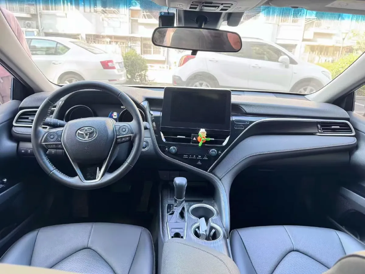 2023 Toyota Camry 2.0L 177HP L4 CVT,autocango,china used car exporter,china ev exporter,chinese used car exporter,chinese used ev exporter