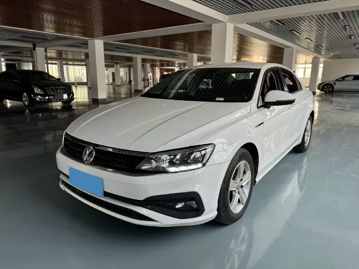 2019 Volkswagen T-Cross 1.4T 150HP L4 7DCT,autocango,china used car exporter,china ev exporter,chinese used car exporter,chinese used ev exporter